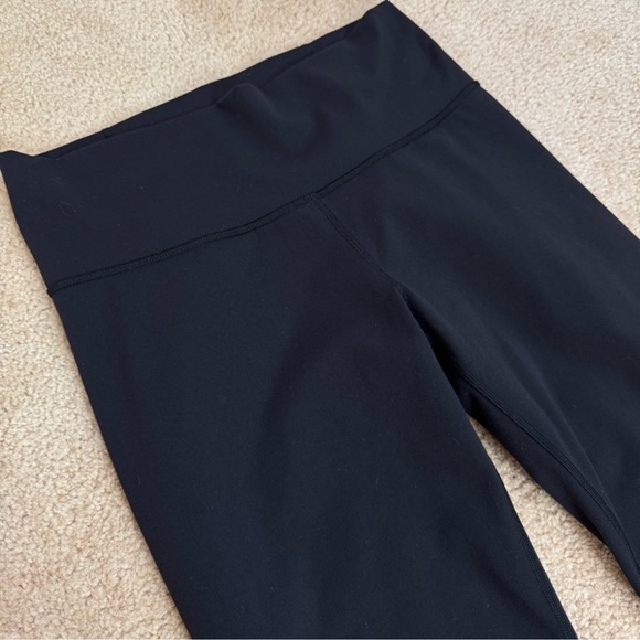 Lululemon Groove Pant III Black Flare High Rise
Yoga Pants Nulu Size 8 reg H6#2 - Picture 13 of 16